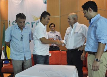 Con una inversion de mas de 19 mil millones hoy se firmaron convenios de vivienda gratuita fase II para Sucre
