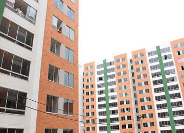 Mas propietarios de vivienda nueva en Santander