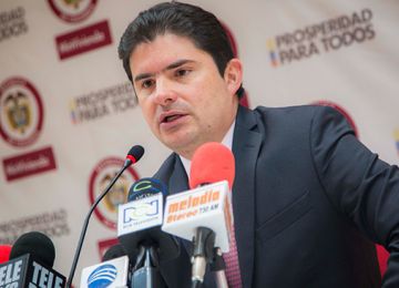 A un día de vencerse el plazo, Minvivienda advierte que aún faltan 42 municipios por realizar el reporte de su información presupuestal 2013