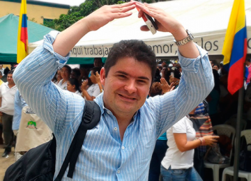 Con la firma de convenios para la revolución del agua en Bolívar, Luis Felipe Henao se estrenó como Ministro de Vivienda