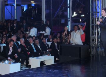 El Ministro Henao Cardona estuvo presente en la entrega del Premio Obra CEMEX