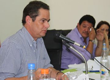 “El problema del acueducto de Yopal no es de plata, es de falta de estudios y diseños que debe entregar la Alcaldía”, Vargas Lleras