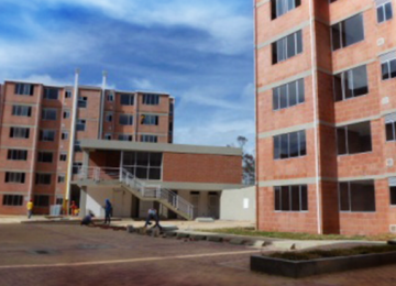 En Soacha, construimos viviendas y generamos empleo