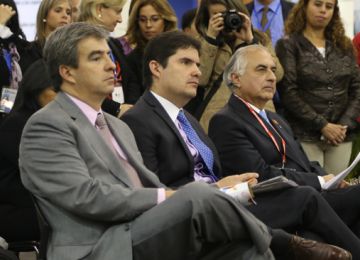 En gran salón inmobiliario, Minvivienda destaca la expansión en la construcción