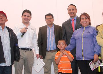 En marcha entregas y sorteos de vivienda gratis en Cundinamarca