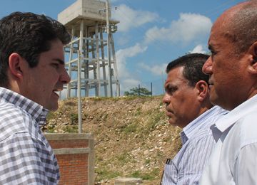 "Estamos cumpliendo nuestros compromisos con el agua para Aracataca”: Minvivienda