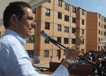 "Este es el mejor momento para comprar casa nueva": Vargas Lleras