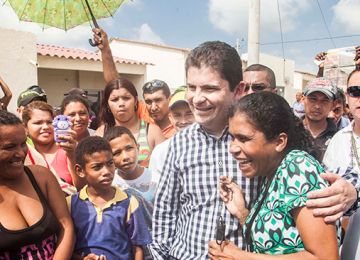 Familias pobres de Soledad, Atlántico, se trastearon hoy a sus casas gratis