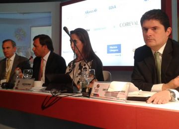 “La fiducia: una experiencia exitosa en los programas de vivienda y agua”, Minvivienda