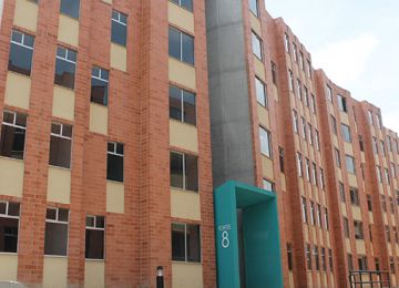 Minvivienda amplía hasta el viernes 11 de abril el plazo para que desplazados se postulen para acceder a vivienda gratuita en Bogotá y algunos municipios de Antioquia