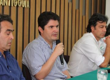 Minvivienda les cumple a los antioqueños con vivienda, agua y saneamiento básico