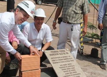 Presidente Santos felicita a Minvivienda por ser el primero en ejecución