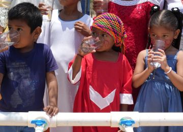 Gracias al plan de acción del gobierno del Cambio ya se ha contratado la rehabilitación de 560 infraestructuras y más de 91.000 personas cuentan con agua potable y de calidad. Foto: Sharon Durán (archivo MVCT).