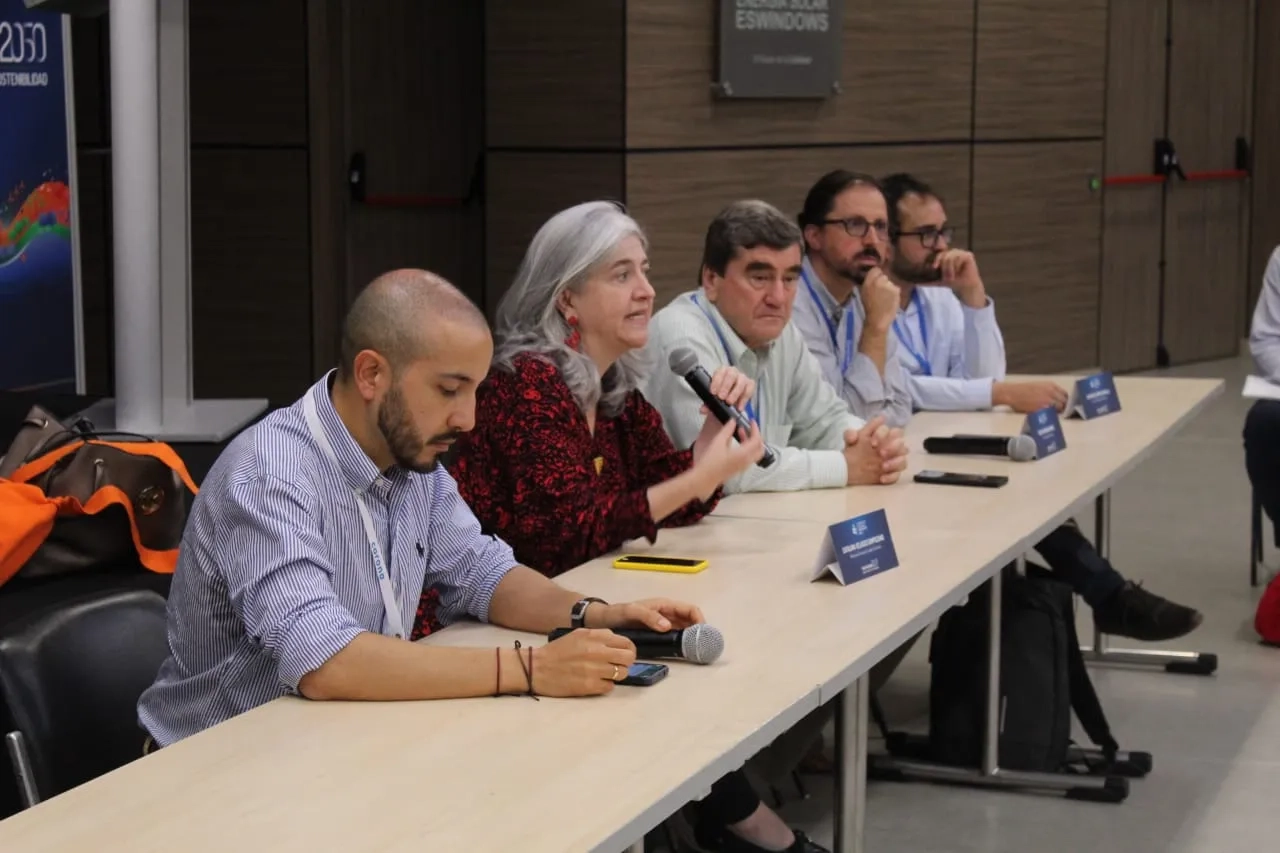 La ministra Catalina Velasco durante el congreso de Camacol, en el cual destacó que para el Gobierno Nacional el sector edificador es fundamental y también tiene estrecha relación con el agua. Foto: Dania Asprilla (MVCT).