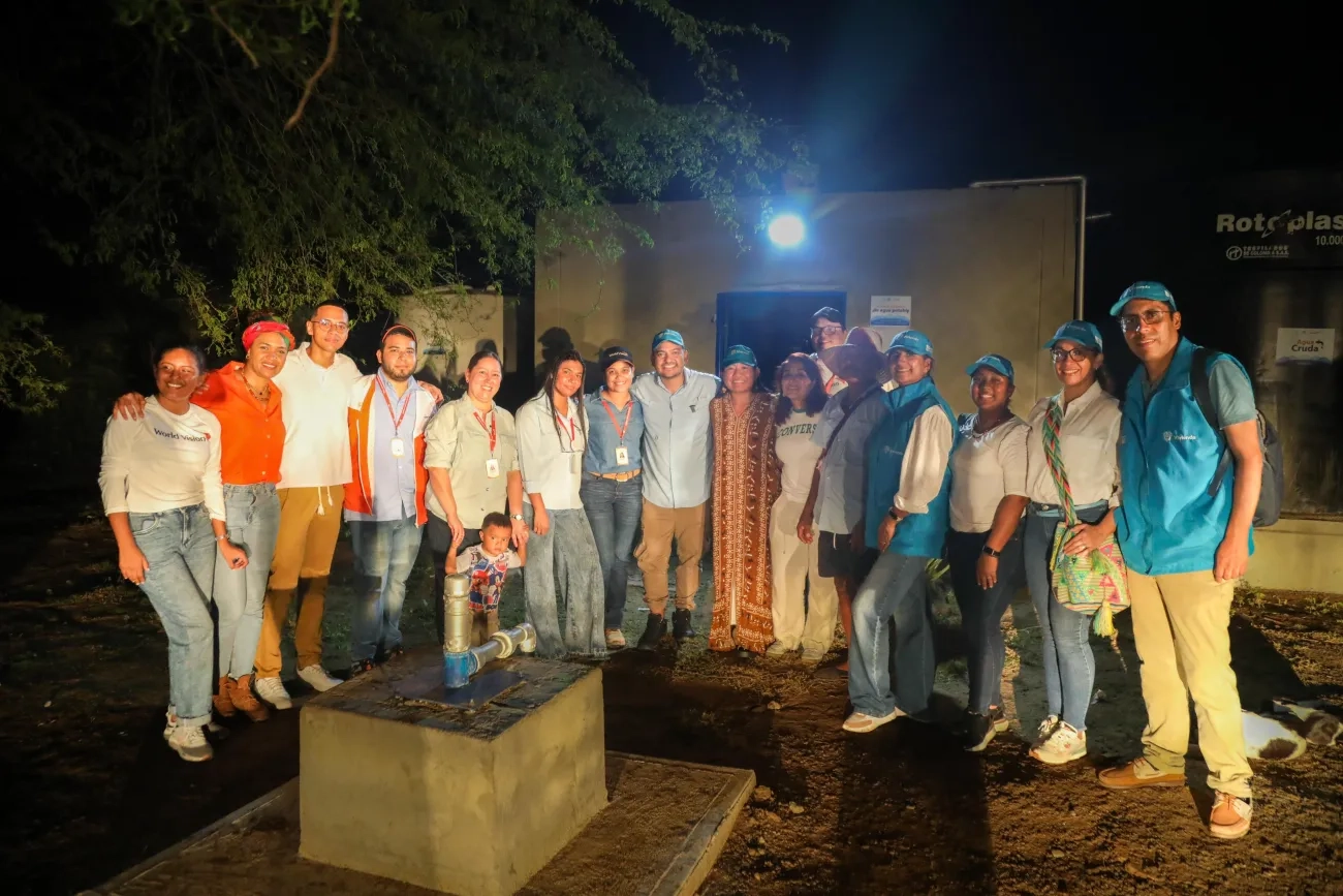 FOTOGRAFÍA entrega del Centro de Producción de Agua Potable para la comunidad de La Gloria, en el municipio de Manaure.
