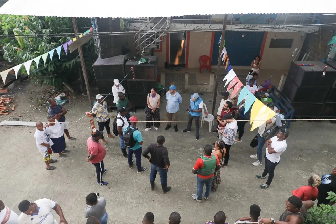FOTOGRAFÍA COMUNIDAD EN ZONA RURAL DEL CAUCA