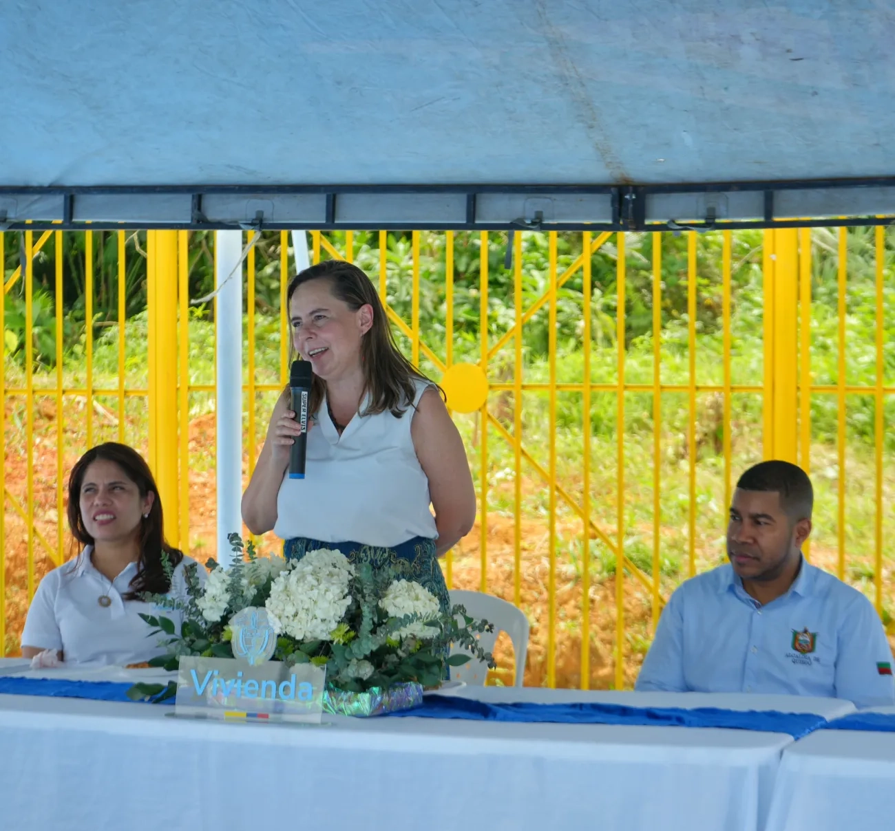 FOTOGRAFÍA MINISTRA HELGA MARÍA RIVAS EN ENTREGA DE PARQUE RECREODEPORTIVO LA RESILIENCIA EN QUIBDÓ