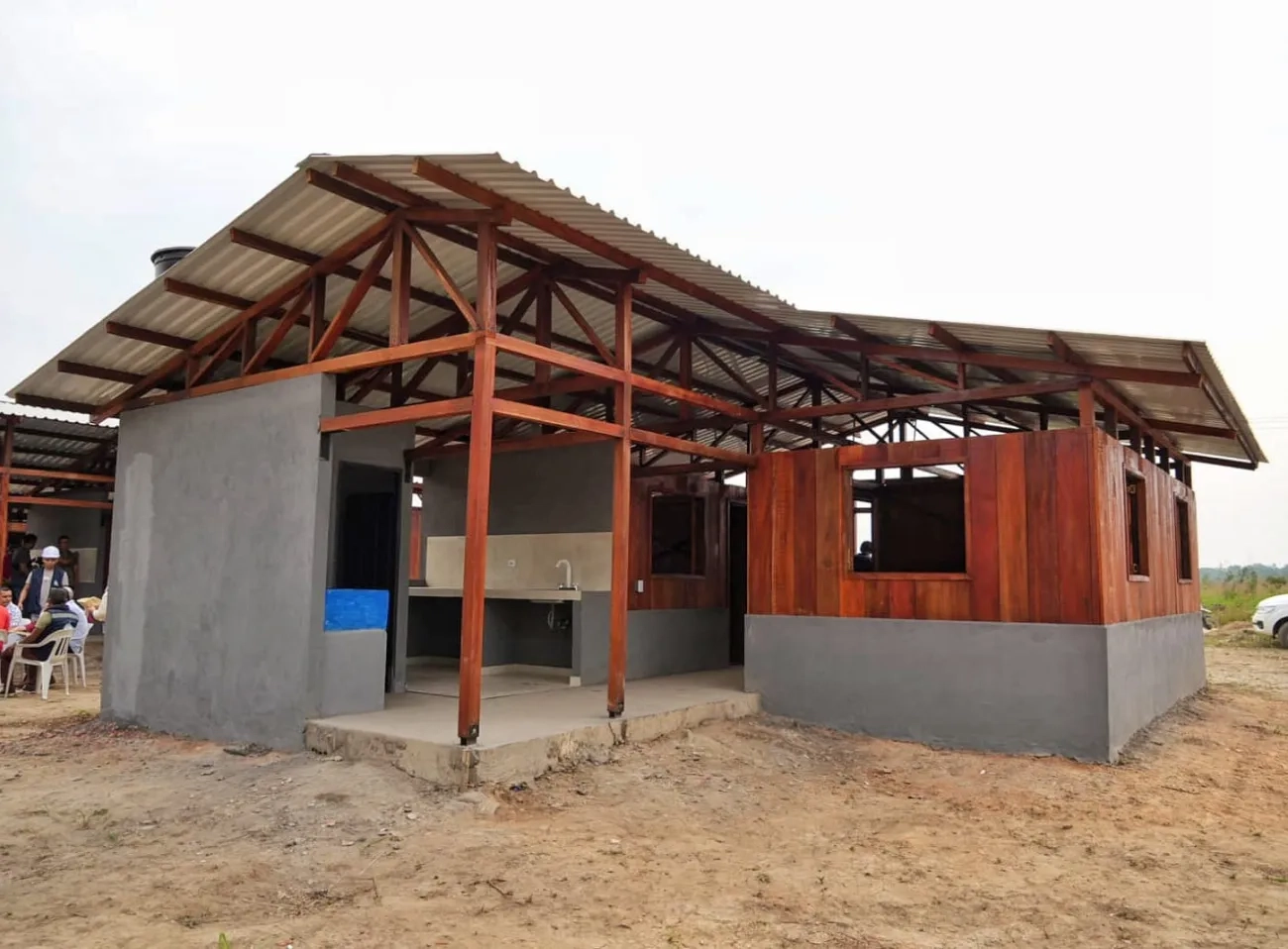 FOTOGRAFÍA VIVIENDA PARA LAS VÍCTIMAS