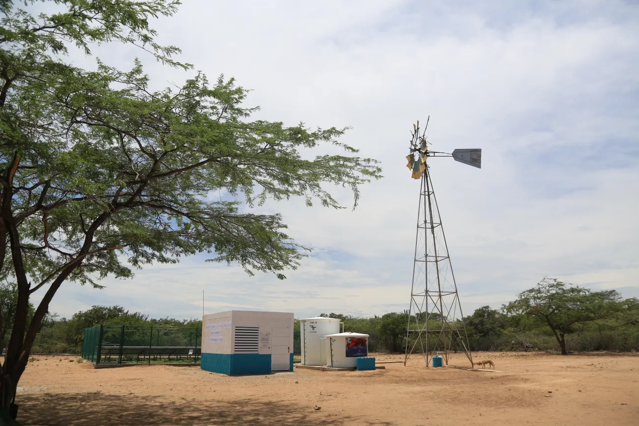 FOTOGRAFIA 86 COMUNIDADES WAYUU ACCEDEN A AGUA POTABLE 02