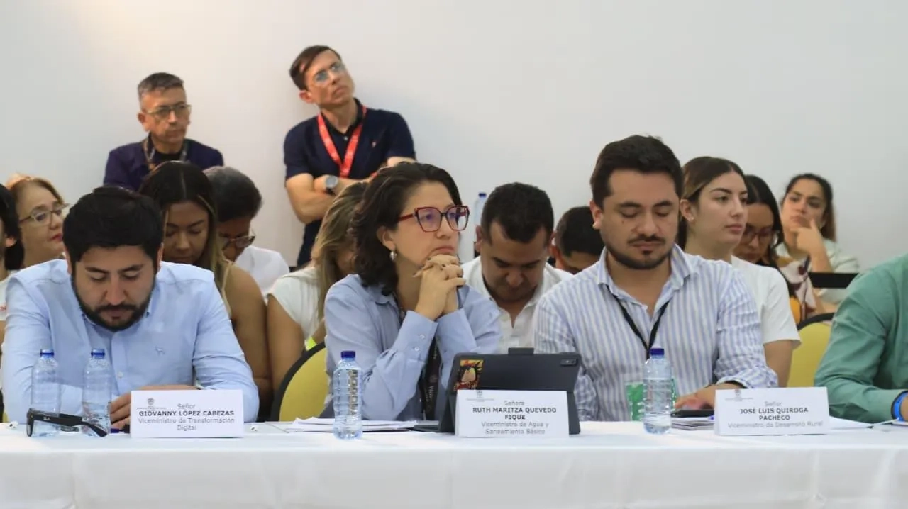 FOTOGRAFÍA COMUNICADO MESA DE DIALOGO NARP 02