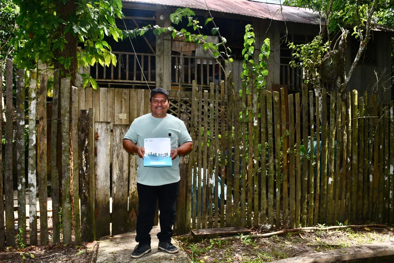 FOTOGRAFIA COMUNICADO TITULACION EN PUERTO NARIÑO AMAZONAS 04