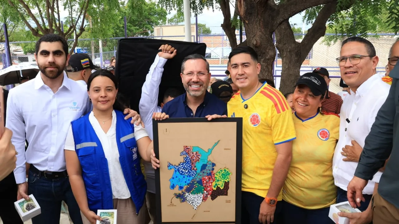 FOTOGRAFIA CONSTRUCCION DE VIVIENDAS RURALES PARA FAMILIAS DEL NORTE DE SANTANDER 03