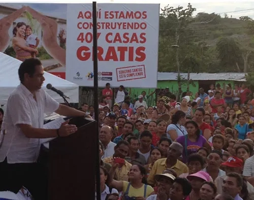 "Con las de Sucre, ya son 62 mil viviendas gratis que comenzaron a ser construidas en todo el país":Vargas Lleras