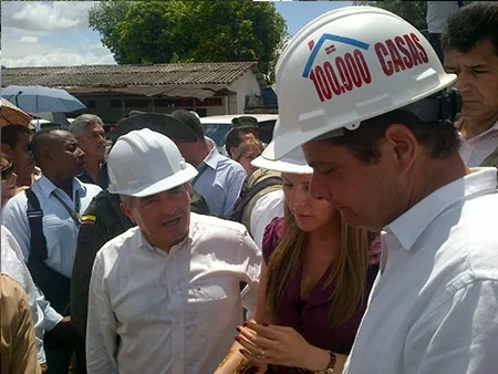 En Florencia también arrancaron obras de las viviendas gratuitas