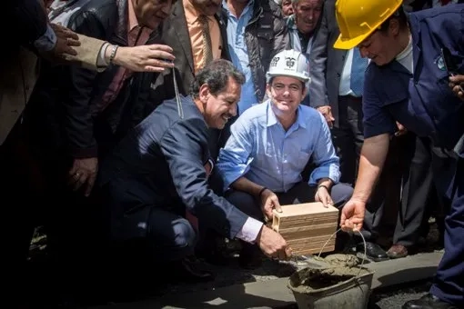 Familias pobres pobres de Pacho y Simijaca, Cundinamarca, recibirán viviendas gratis