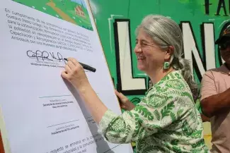 Firma de convenio para construcción de Viviendas de Interés Social Rural en el AETCR Llano Grande en Dabeiba, Antioquia. Foto: Sharon Durán (MVCT)