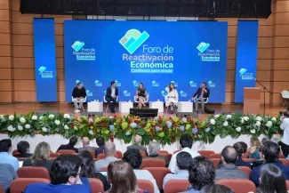 Imagen del Foro de Reactivación Económica en Manizales, Caldas.