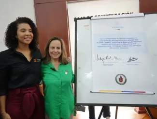 Fotografia ministra Helga Maria Rivas, con la gobernadora del Chocó, Nubia Córdoba