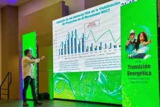FOTOGRAFÍA VICEMINISTRO DE AGUA Y SANEAMIENTO BÁSICO EDWARD LIBREROS, EN FORO DE TRANSICIÓN ENERGÉTICA
