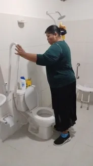 FOTOGRAFÍA, BENEFICIARÍA MARLIDEZ EN SU MEJORAMIENTO DE VIVIENDA 