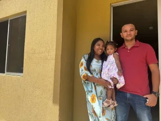 FOTOGRAFÍA BENEFICIARIOS DE APARTAMENTO VIPA EN RIOACHA