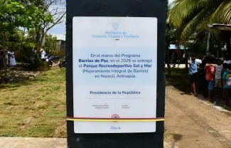 FOTOGRAFÍA INAUGURACIÓN DE OBRAS PARA BARRIOS DE PAZ EN NECOCLÍ, ANTIOQUIA 
