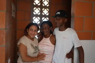 FOTOGRAFÍA FAMILIA BENEFICIARIA PROYECTO VIP 