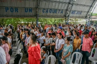 FOTOGRAFIA audiencia convocada por el representante a la Cámara Jhon Fredy Nuñez Ramos EN FLORENCIA, CAQUETA