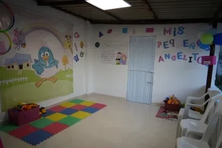 FOTOGRAFÍA DECRETO VIVIENDA USADA PARA GRUPOS VULNERABLES