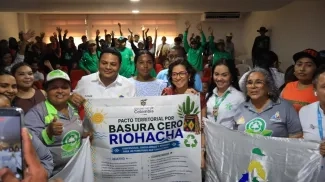 FOTOGRAFÍA COMUNICADO PACTO TERRITORIAL BASURA CERO, LA GUAJIRA 02