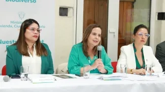 FOTOGRAFÍA MESA EMPALME ANTE EL PUEBLO 03