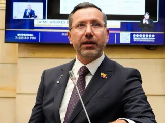 Fotografia ministro de vivienda Jaime Andrés Beltrán anuncia nuevos programas 04