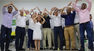 Bolivar tambien entrara en la segunda fase de viviendas gratis con la firma de cinco convenios