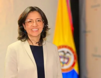 FOTOGRAFIA POSESIÓN VICEMINISTRA 01