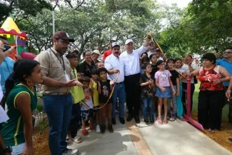 FOTOGRAFIA MINVIVIENDA ENTREGA PARQUE RECREODEPORTIVO EN YOPAL 01