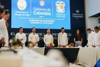 FOTOGRAFIA GOBIERNO ACELERA INVERSIONES EN VIVIENDA Y AGUA  EN BOLIVAR 01
