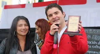 Entre todos podemos hacer grandes cosas por el pais y hoy lo estamos haciendo por Antioquia Minvivienda