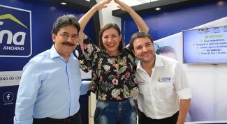 Minvivienda se reunio con empresarios y autoridades huilenses para impulsar Mi Casa Ya