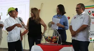 En Sampues Sucre 259 familias se beneficiaron con sorteo de casas gratis