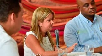 Antes de finalizar el ano entregaremos 15 proyectos en cuatro municipios de La Guajira Elsa Noguera
